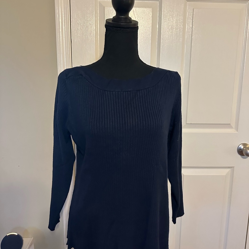 Women's Navy Sweater bin1
